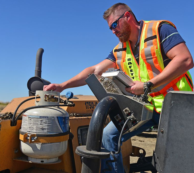Re-Qualify DOT Cylinders by Visual Inspection (2 CEU)